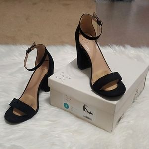 Target a new day Black Pump Heel